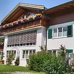 Gaestehaus Buechele Kleinwalsertal Country house *