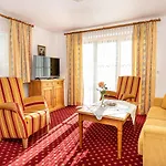 Gaestehaus Buechele Kleinwalsertal Country house Hirschegg (Vorarlberg)