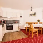 Gaestehaus Buechele Kleinwalsertal * Hirschegg (Vorarlberg)