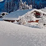Gaestehaus Buechele Kleinwalsertal Country house *