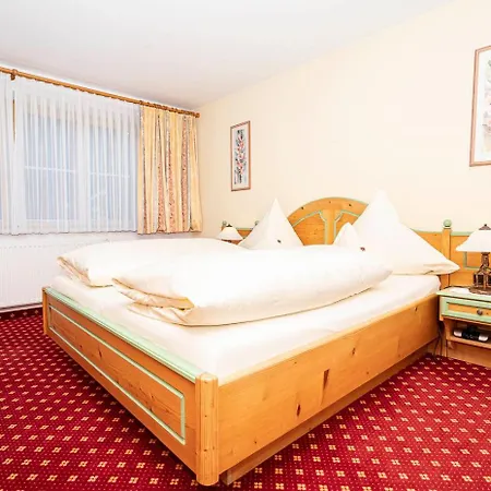 Gaestehaus Buechele Kleinwalsertal * Hirschegg (Vorarlberg)