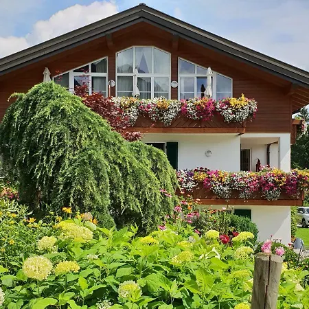 Gaestehaus Buechele Kleinwalsertal *